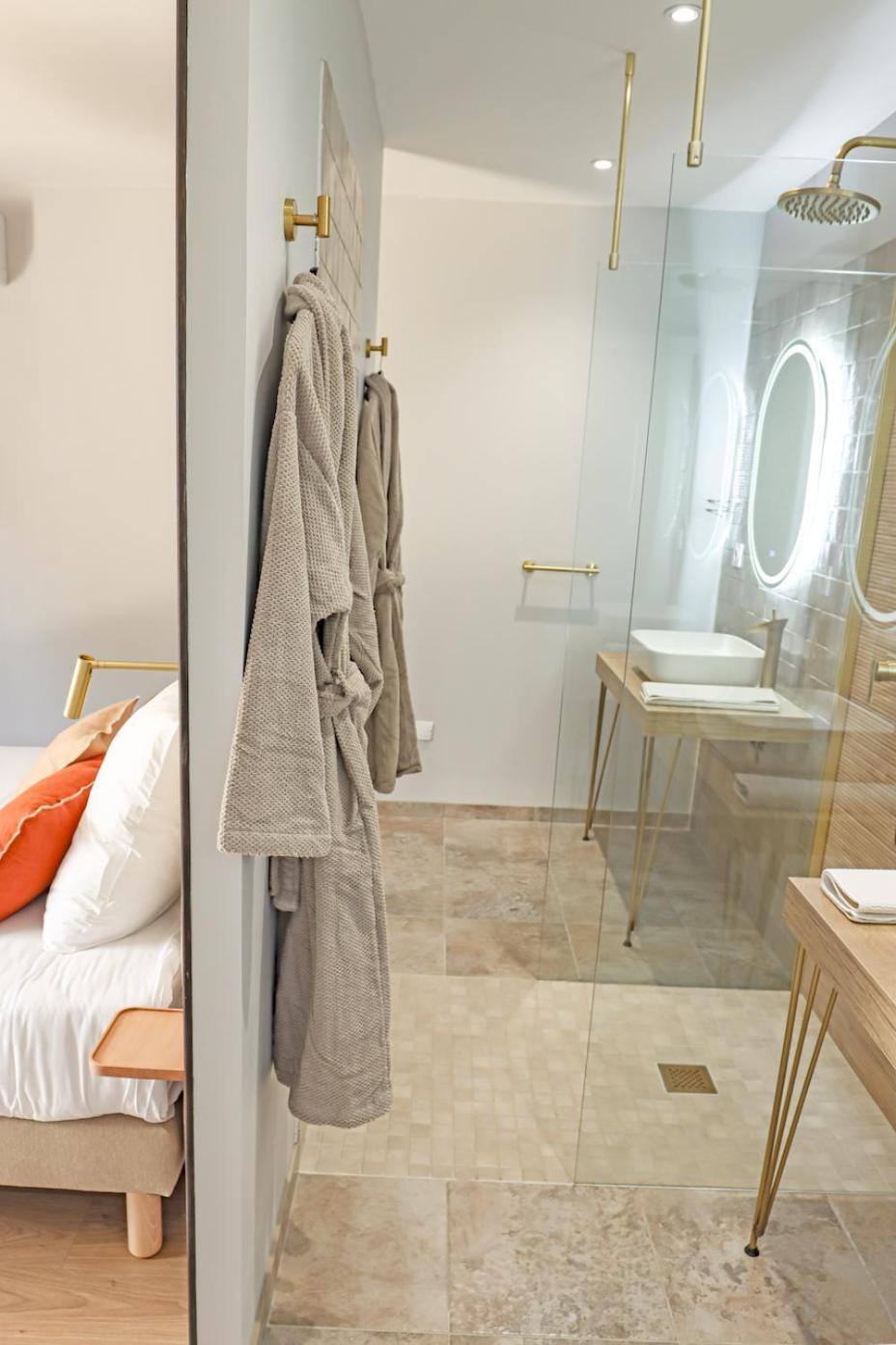 Les Gites De Laure - L'Eden Romantique, Chambres Hotes, Spa Prive, Couloir De Nage, Adults Only Malves-en-Minervois Buitenkant foto
