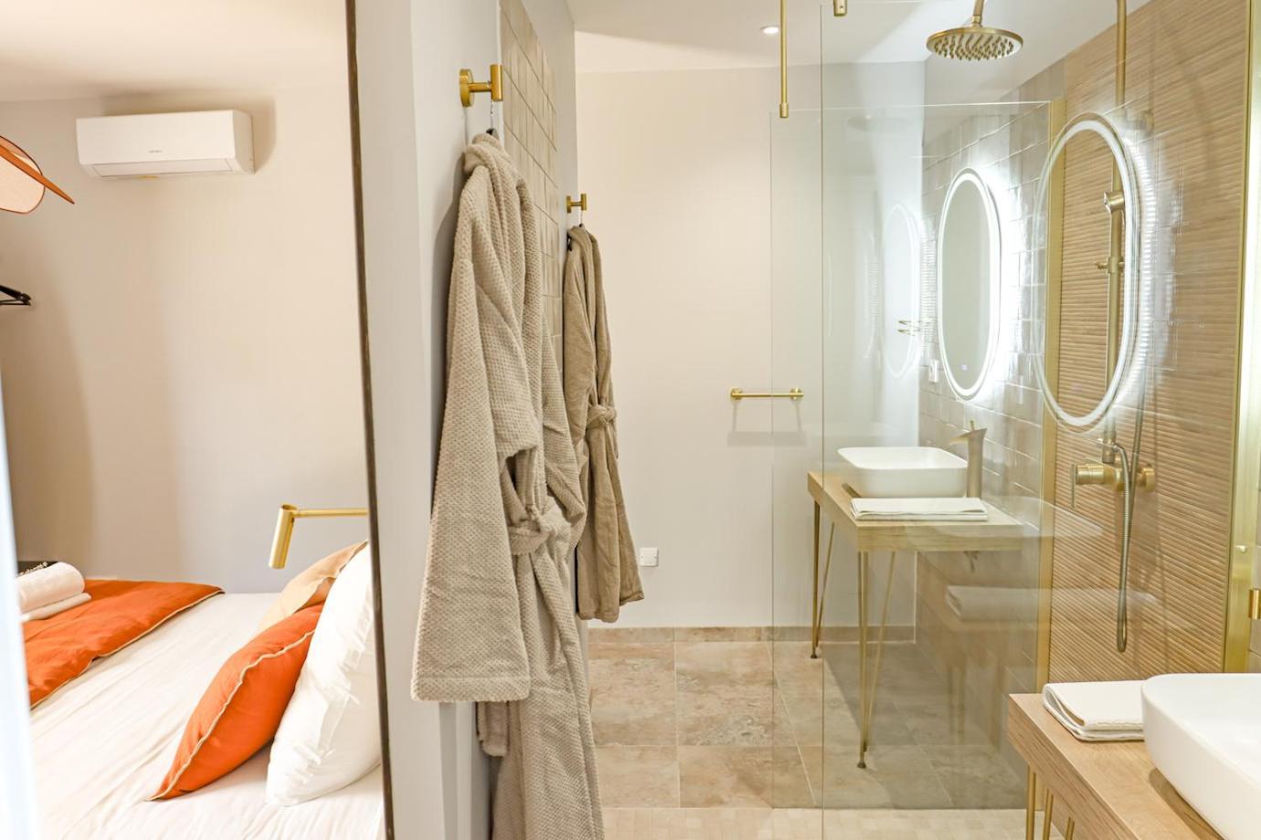 Les Gites De Laure - L'Eden Romantique, Chambres Hotes, Spa Prive, Couloir De Nage, Adults Only Malves-en-Minervois Buitenkant foto